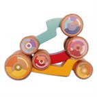 3 Gekleurde stapelauto's van Hout Bajo